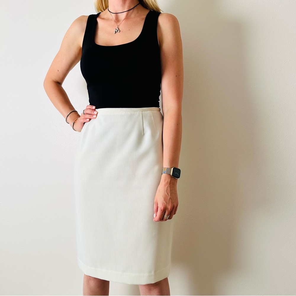 Larry Levine Classics vintage cream striped pencil midi skirt